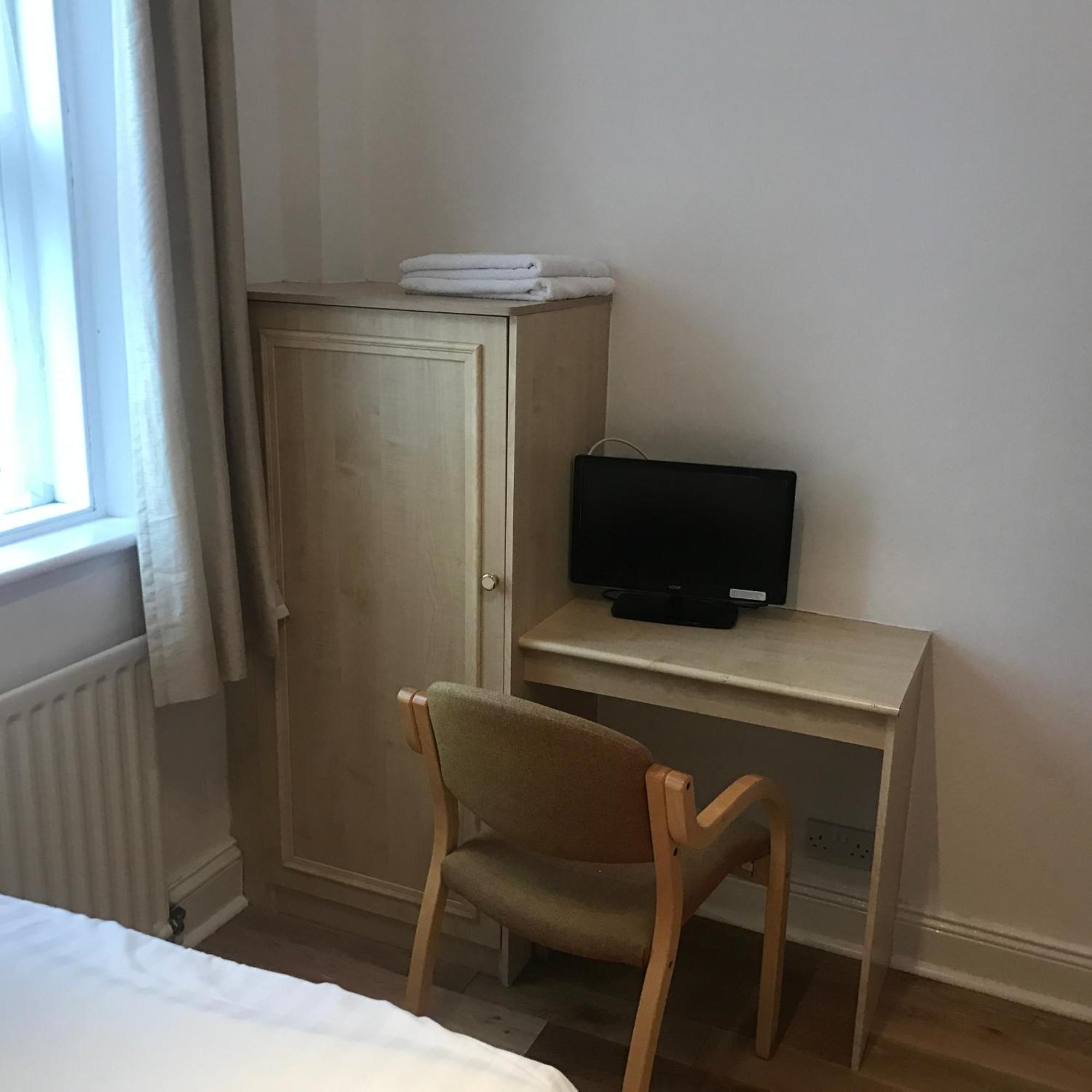 Clifton Hotel Newcastle Habitación foto